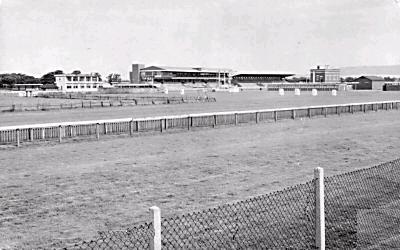Redcar racecourse 1950.JPG (22519 bytes)